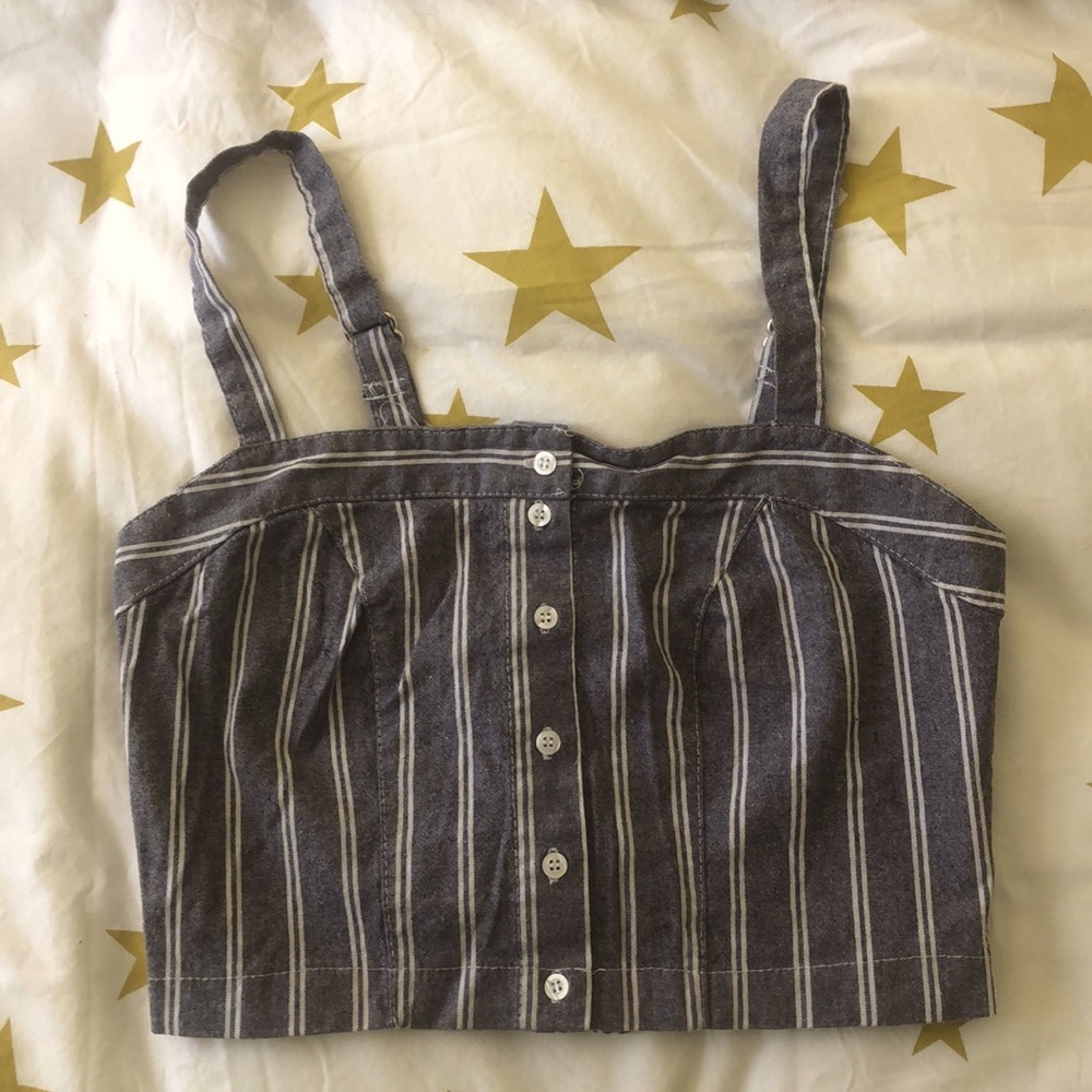 Cute spring Brandy Melville top